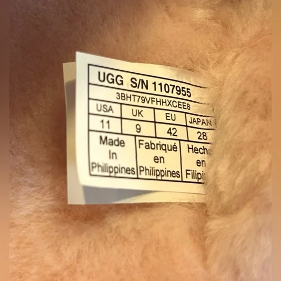 NWOB Ugg Fuzzette Beverly Slippers - Picture 5 of 5